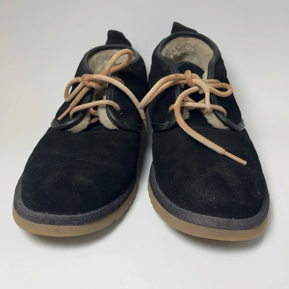 UGG Men's Maksim Chukka Boots Black Color - Picture 2 of 11